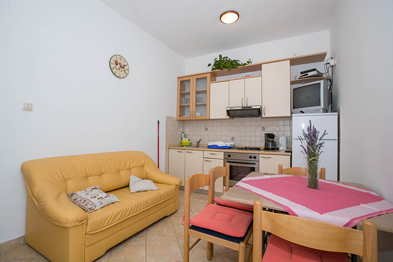 Apartmani Marin Borić u Loparu