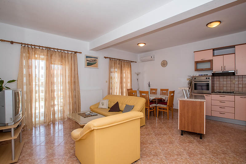 Apartmani Marin Borić u Loparu