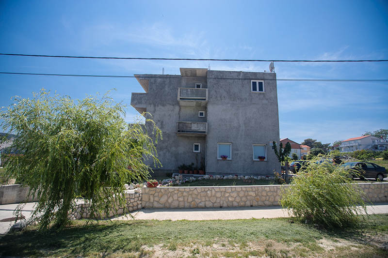 Apartmani Marin Borić u Loparu